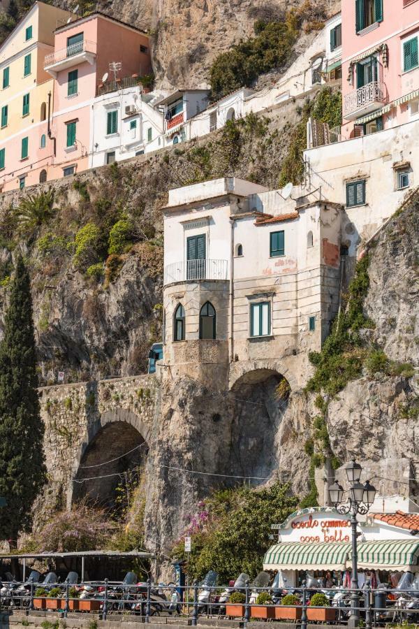 Dimore De Luca- Sea View Hotel Amalfi Exterior foto