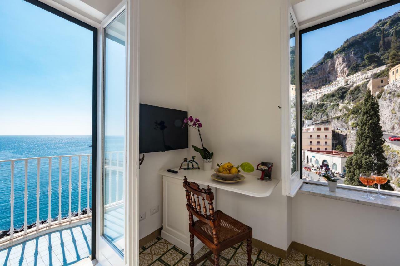 Dimore De Luca- Sea View Hotel Amalfi Exterior foto